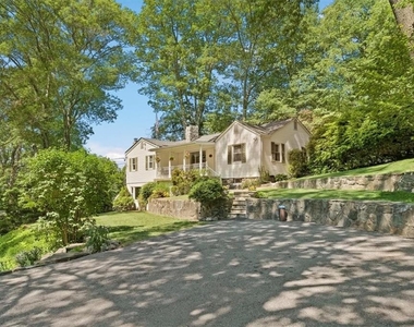 13 Split Rock Road - Photo Thumbnail 1