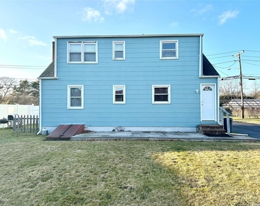 39 Bayview Avenue - Photo Thumbnail 7