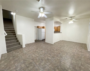 1355 Silver Sierra Street - Photo Thumbnail 6