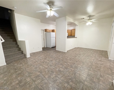 1355 Silver Sierra Street - Photo Thumbnail 4