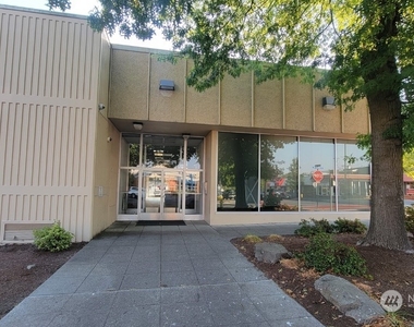 501 N Olympic Avenue - Photo Thumbnail 0