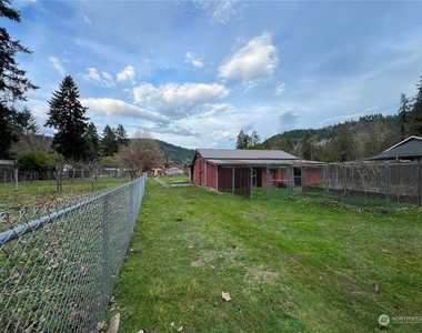 18505 Se May Valley Road - Photo Thumbnail 20