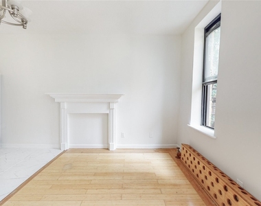83-52 Talbot Street - Photo Thumbnail 9
