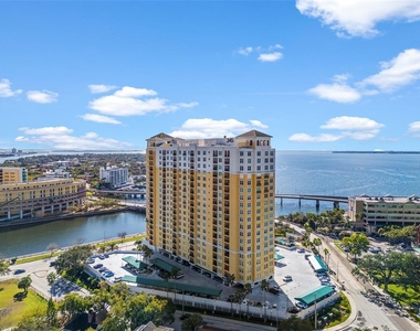 345 Bayshore Boulevard - Photo Thumbnail 5