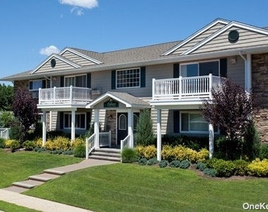 21 Golden Avenue - Photo Thumbnail 4