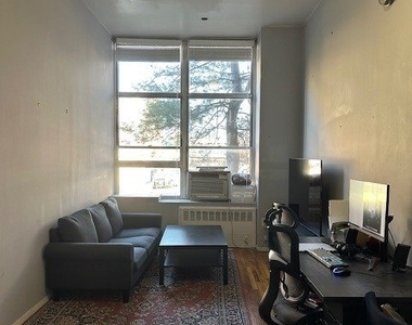 61-20 Woodside Avenue - Photo Thumbnail 0