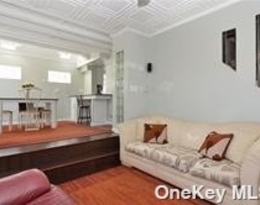 528 Waukena Avenue - Photo Thumbnail 5