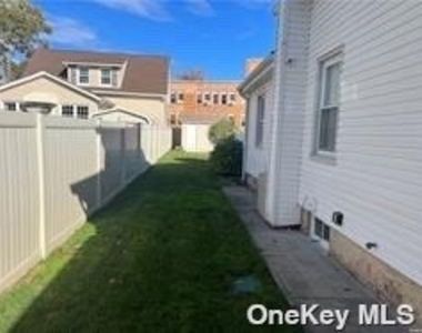 99 Merle Avenue - Photo Thumbnail 13