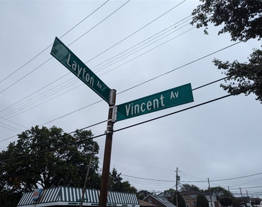 1059 Vincent Avenue - Photo Thumbnail 18