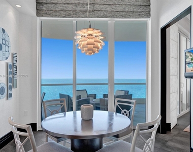 16047 Collins Ave - Photo Thumbnail 5