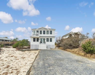 800 Dune Road - Photo Thumbnail 1