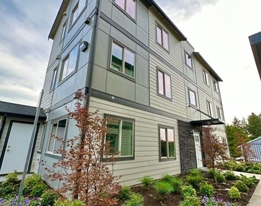 7624 S Pacific Ave Place - Photo Thumbnail 15