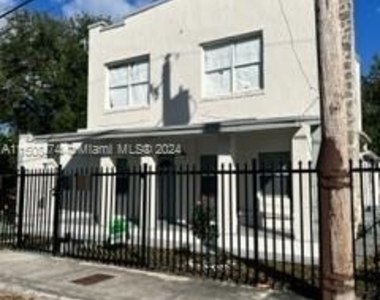 7545 Nw 3rd Ave - Photo Thumbnail 12