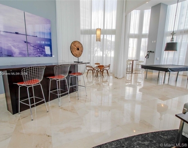 16001 Collins Ave - Photo Thumbnail 1