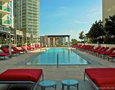 150 Sunny Isles Blvd - Photo Thumbnail 22