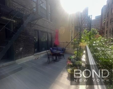 324 West 84th Street - Photo Thumbnail 1