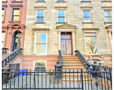 286 Lafayette Ave - Photo Thumbnail 17