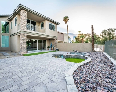 980 Vegas Valley Drive - Photo Thumbnail 36