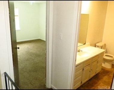 1712 Sanford #1 - Photo Thumbnail 15