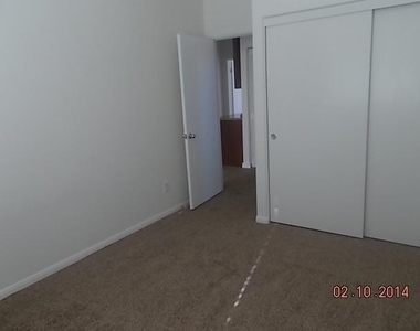 13774 Oasis Drive - Photo Thumbnail 12