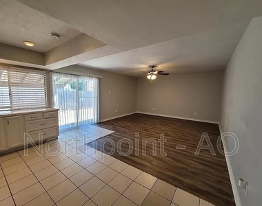 1362 Applegate Drive - Photo Thumbnail 15