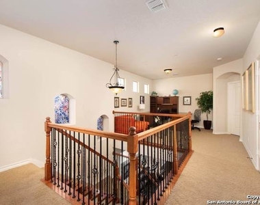 21710 Andrews Garden - Photo Thumbnail 7