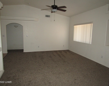 3260 Saratoga Ave - Photo Thumbnail 4