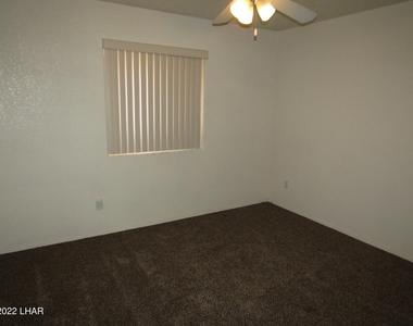 3260 Saratoga Ave - Photo Thumbnail 10