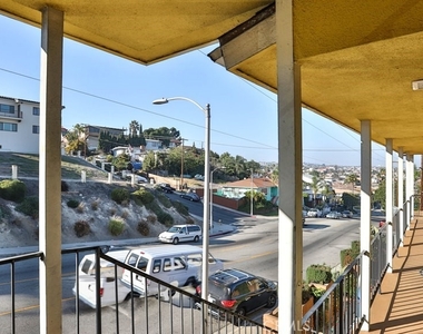 2302 S Gaffey Street - Photo Thumbnail 10