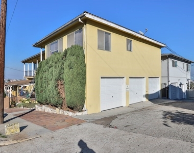 2302 S Gaffey Street - Photo Thumbnail 2