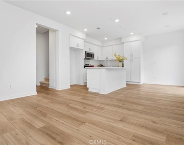 3721 S Allston Paseo - Photo Thumbnail 5