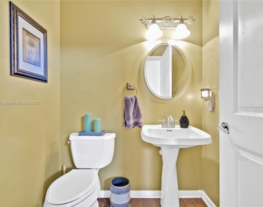 1333 Sw 175th Way - Photo Thumbnail 53