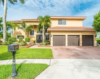 1333 Sw 175th Way - Photo Thumbnail 9