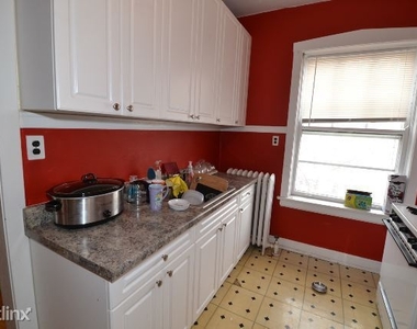 5023 N. Winchester, Unit 6 - Photo Thumbnail 2