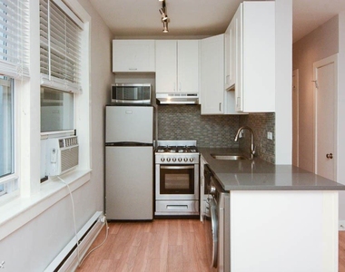 511 W. Belmont, Unit A32 - Photo Thumbnail 1