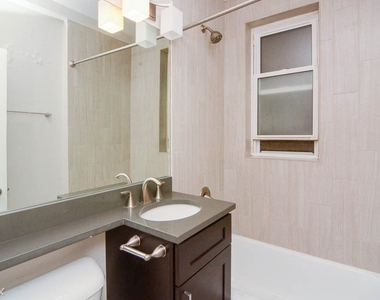 511 W. Belmont, Unit A32 - Photo Thumbnail 12