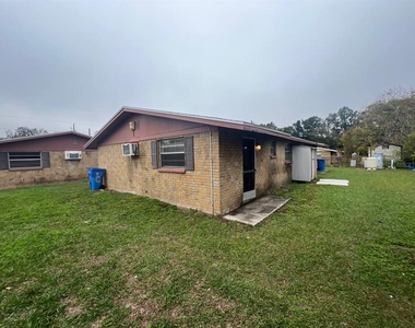 9406 Eastfield Road - Photo Thumbnail 13