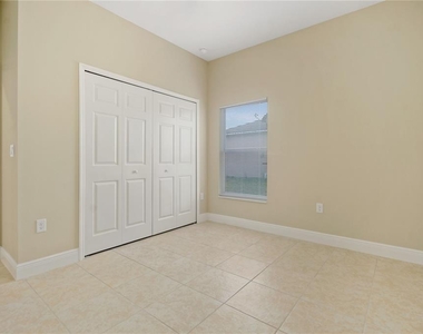 411 Blackbird Way - Photo Thumbnail 12