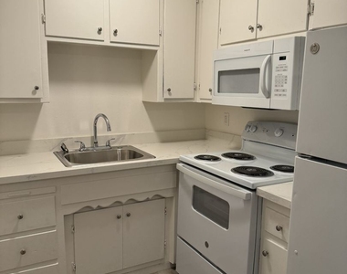5307-5325 Marconi Ave - Photo Thumbnail 1