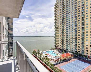 1111 Brickell Bay Dr - Photo Thumbnail 7