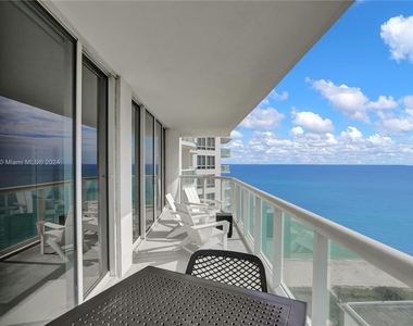 6365 Collins Ave - Photo Thumbnail 36