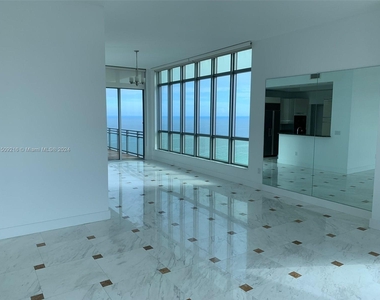 3535 S Ocean Dr - Photo Thumbnail 4