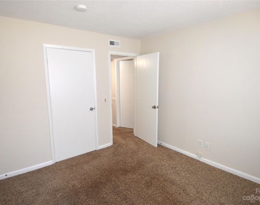 3156 Heathstead Place - Photo Thumbnail 26