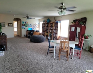 2913 Ashwood Road - Photo Thumbnail 11