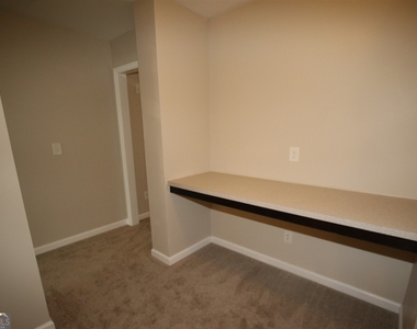 161 Granite Way - Photo Thumbnail 12