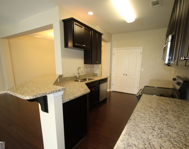 161 Granite Way - Photo Thumbnail 9