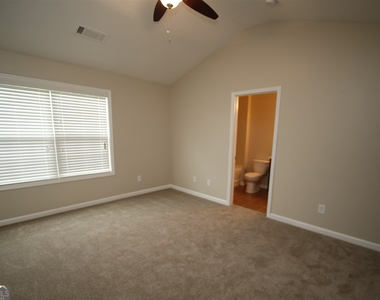 161 Granite Way - Photo Thumbnail 14