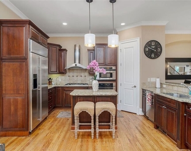 385 15th Street Nw - Photo Thumbnail 11