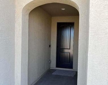 35895 W Santa Monica Avenue - Photo Thumbnail 1