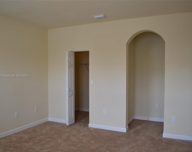 9556 Sw 169th Pl - Photo Thumbnail 12